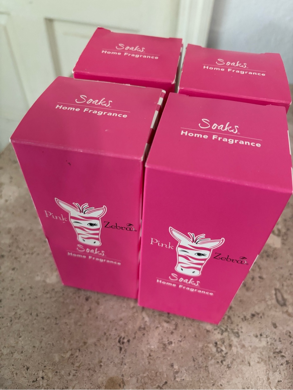 Pink Zebra Soaks Home Fragrance Oils Bundle – 4 Plastic Bottles NIB
